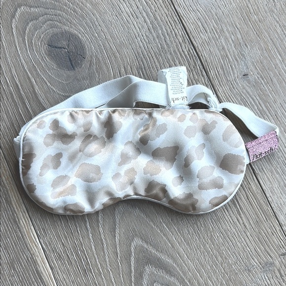 Leopard Print Satin Sleep Mask - Picture 1 of 2